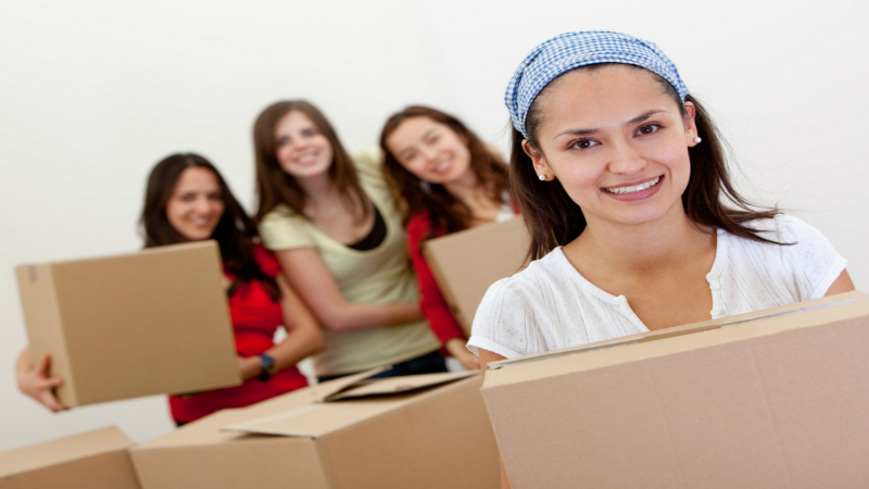 3 Reasons To Hire Professional Movers