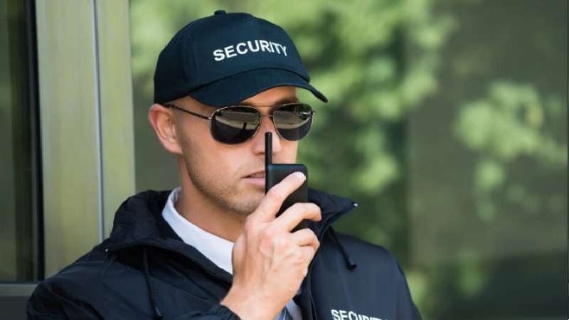 2 Reasons to Hire Private Security First as a New Millionaire in AZ