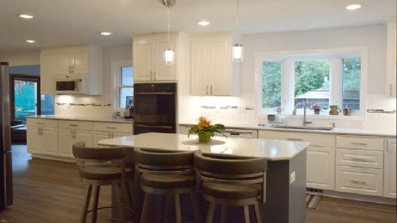 Ideas for Remodeling an Outdated Kitchen Design