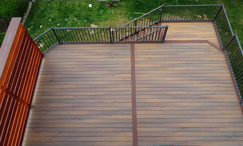 Caring for your Chicago Home: How to Clean your Metal Deck Railing