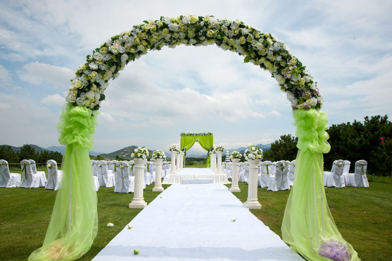 Make Any Room A Wedding Venue With Wedding Drapes