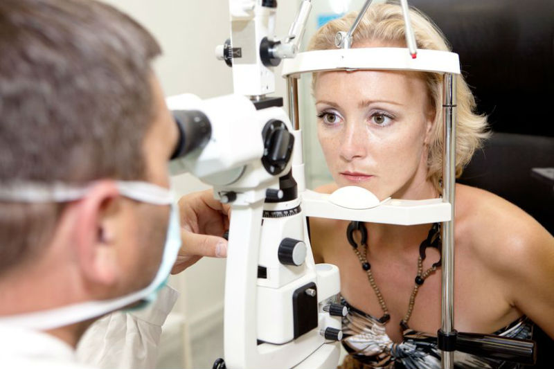See the Best Eye-Care Specialists in Florida for Cataract Surgery