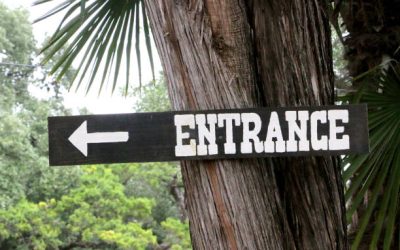 Boost Curb Appeal with a Custom Illuminated Sign in Eagan, MN